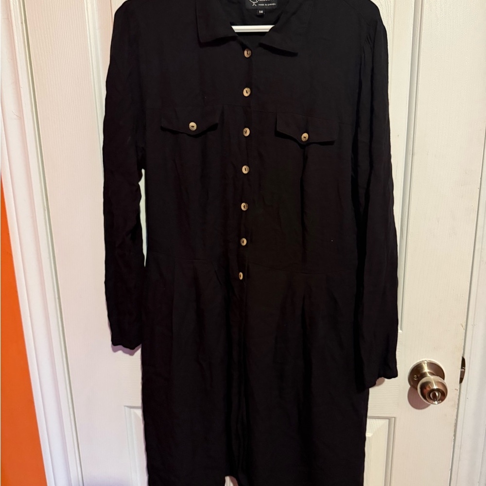 Black Button-Up Women's Dress birds of north America